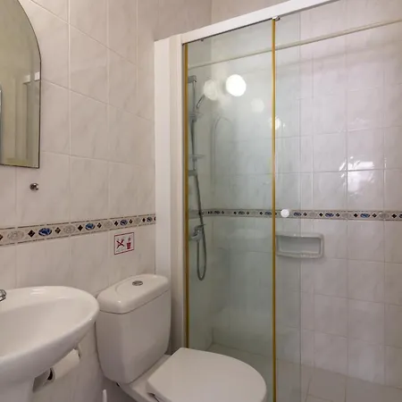 Tropical Paradise In Harbour Paphos, & Close To Apartment *