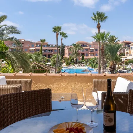 Apartment Tropical Paradise In Harbour Paphos, & Close To Paphos